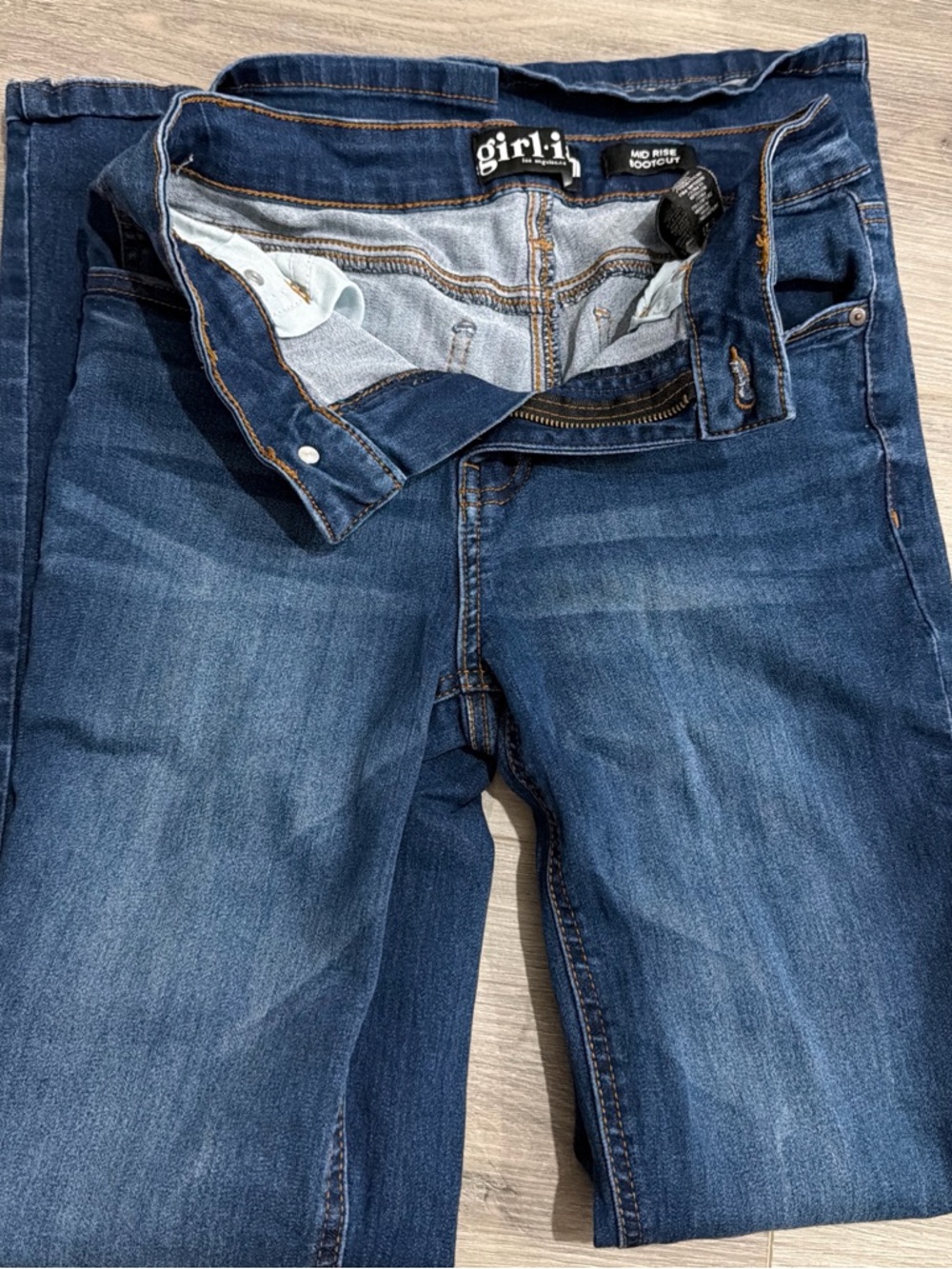 Mid-Rise Bootcut Jeans - Dark Blue